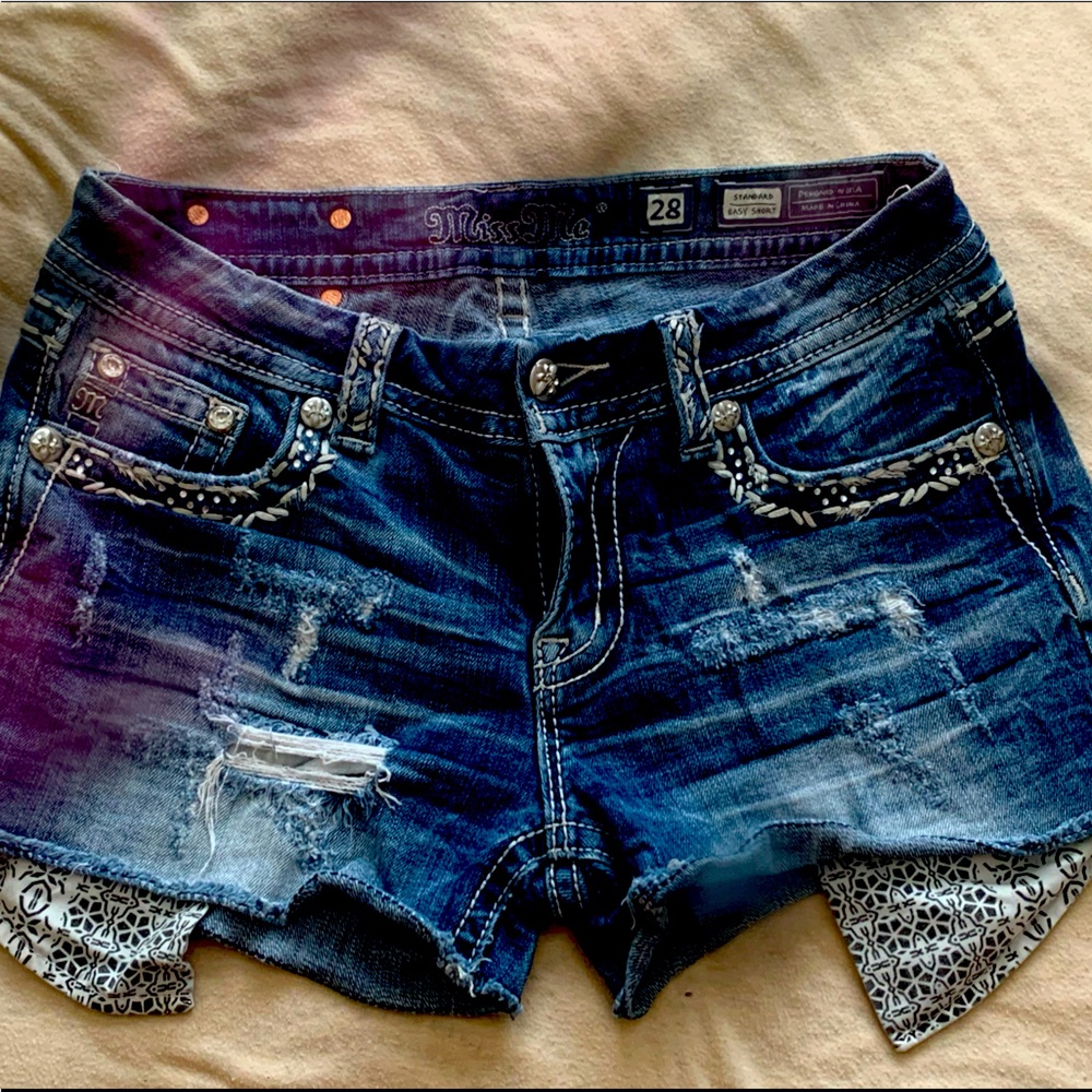 Buckle Woman’s Jean Shorts